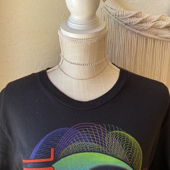 🎉 NEW🎉 VINTAGE REFASHION JOURNEY DON’T STOP BELIEVING GRAPHIC TEE‼️ - Picture 6 of 12